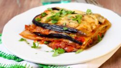 La fusión perfecta: berenjena y queso en una lasaña ligera y deliciosa