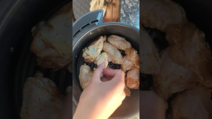 Air fried old bay wings #food #cooking #chicken #airfryer #chef #youngchef #recipe #viral #fyp #yum