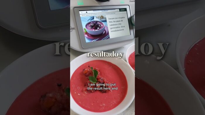 Gazpacho de remolacha hecho con thermomix tm6