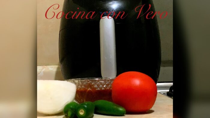 La mejor Salsa Mexicana  martajada en freidora de aire #shortsvideo #tiktok  #video #tiktok #youtube