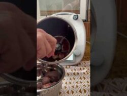 Longanizas con pimientos y tomate en alta temperatura thermomix