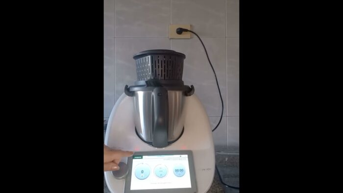 Salteado de butifarra y champiñones, fácil y rico con Thermomix