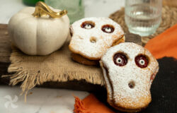 Galletas calavera de almendra y mantequilla