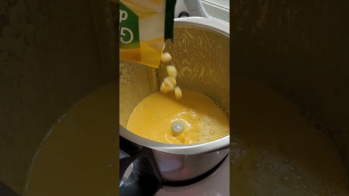 sopa de choclo Con receta autoguiada de  cookidoo en Thermomix