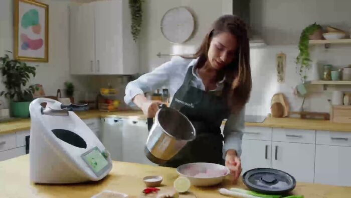 ¡Conoce el nuevo Cubre cuchillas y pelador Thermomix®!