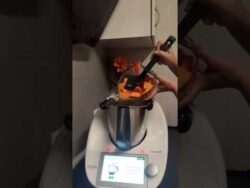 Crema de calabaza con un toque de curry en Thermomix.