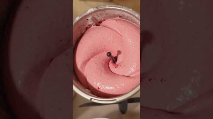 ☀️ ¡Nada mejor para el calor que este postre suave y fresco! #thermomix #cookidoo #food #recetas