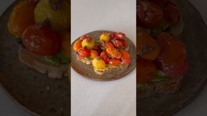 Bruschetta de tomates asados en freidora de aire #recetasfaciles #recetas #recetasana #recetasanas ￼