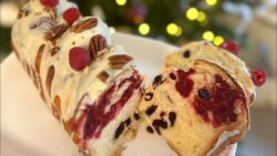 Cozonac cu zmeură și glazură de ciocolată albă – la Thermomix
