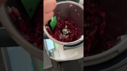 Deliciosa Mousse de Pera y Frutos Rojos en Thermomix #postrevegano #postresano #postressinhorno