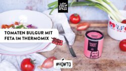 Schnelles und einfaches Thermomix Rezept – Tomaten Bulgur mit Feta