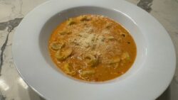 Tortellini Tomato Soup – Thermomix® TM6