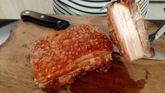 chicharrón crujiente y jugoso en freidora de aire