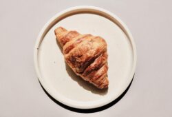 El croissant: la fiebre por el bollo francés que sigue reinventándose