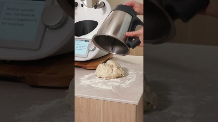 ¡Planazo para el finde! Aprende a hacer esta masa básica de pizza casera 🍕#thermomix #cookidoo