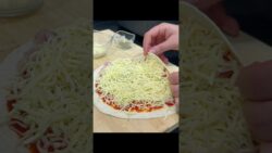 🍕 ¡Receta ROLLITOS DE PIZZA en AIRFRYER! ¡RÁPIDA, SENCILLA Y BARATA! #shorts #airfryer #recetas