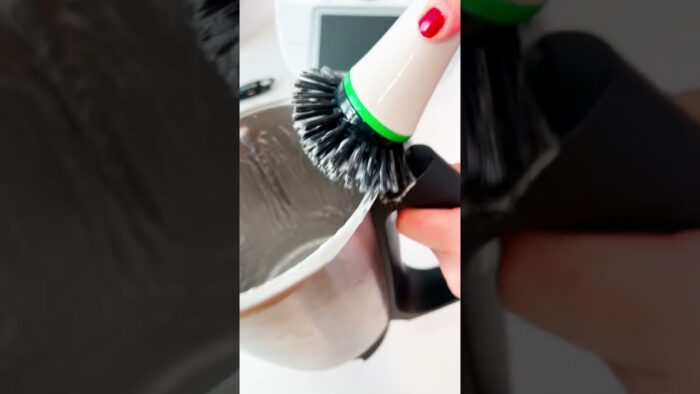 ¿Sabes como limpiar el vaso de tu Thermomix? 🤔💚