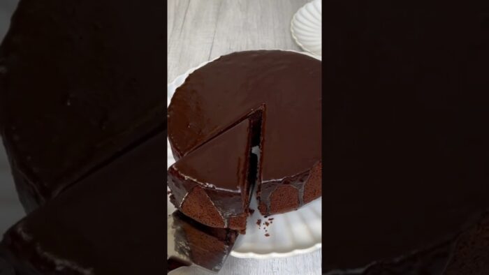 BIZCOCHO de CHOCOLATE en FREIDORA DE AIRE, riquísimo y jugoso 😍 #airfryer #cosori #cocinacasera