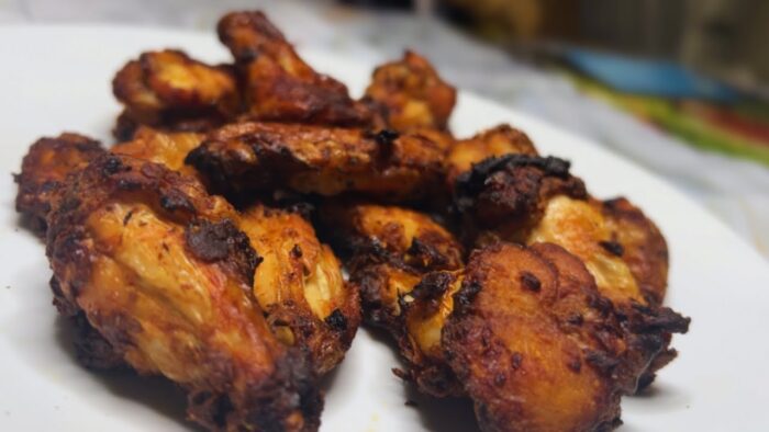 Crispy Air Fryer Chicken Wings with Lemon Pepper Flavor