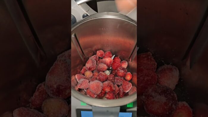 FROZEN STRAWBERRY MARGARITA #thermomix #tm6 #margarita #cookidoorecipe  #thermomixrecipe #80smusic
