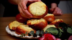 Nur 25 Minuten im Ofen: Die besten Watruschki, die du je gegessen hast! Thermomix Rezept.