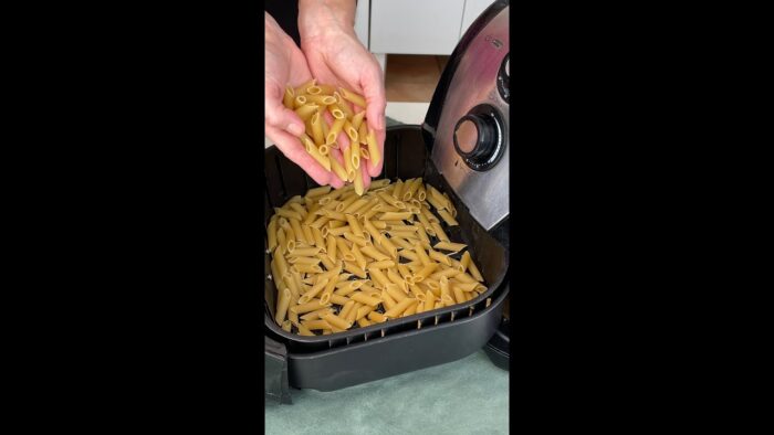 ¡Puse la pasta en la AirFryer y ahora sólo la preparo así!