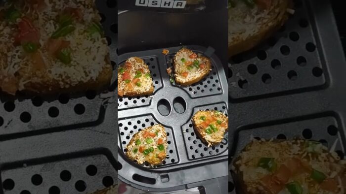 Air fryer Short -01 | Heart-shaped bread pizza #food #recipe  #airfryer