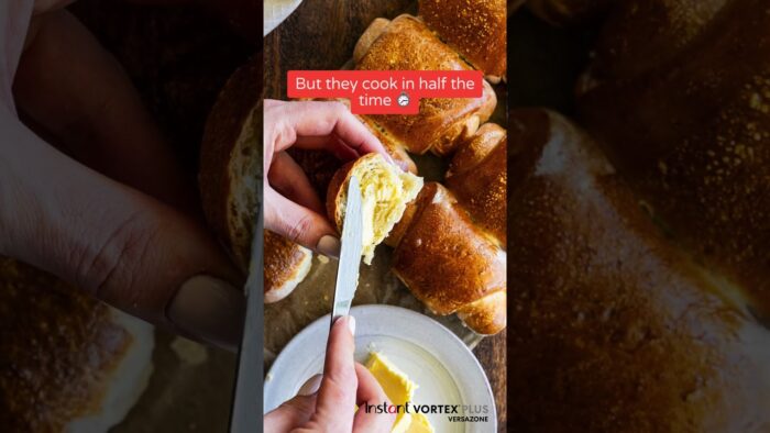 Crusty Rolls in your Versazone Air Fryer #recipe #kitchencompanion #airfryer #healthyfood