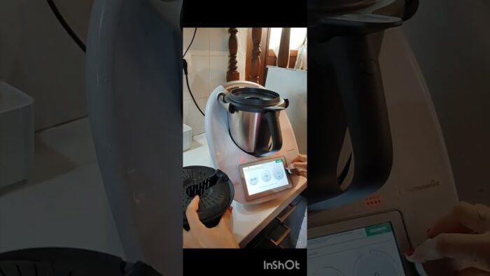 Espinacas a la crema en Thermomix, se puede hacer en sartén 😋 #recetasfacilesenolladecoccionlenta