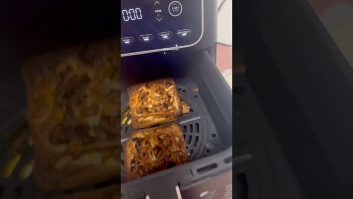 #Ninja Airfryer first flop recipe 😇 #Analysing the power of Max crisp Ninja 👌 #shorts