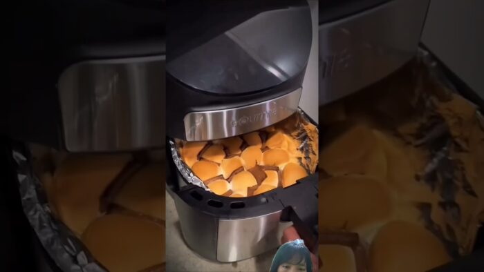 Punya alat masak ini bikin masak jadi simpel #baking #food #foodie#recipe#airfryer #cake #smoresfyp
