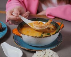 La importancia de tomar platos calientes en invierno