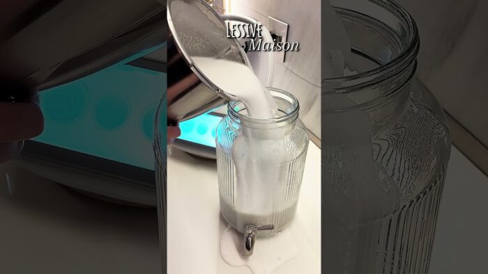 Lessive maison #economie #lessingredientsrecipe #bio #eczema #peau #linge #astuce #thermomix