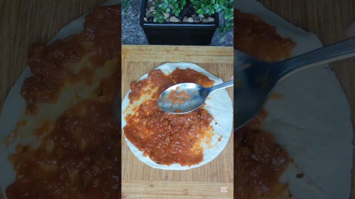 Pizza Pepperoni rápida AIR FRYER🍕 en menos3 minutos #pizza #italianfood #shortvideo #viralshort