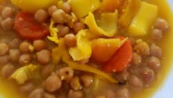 Potaje de sepia con garbanzos, fácil y rico con Thermomix