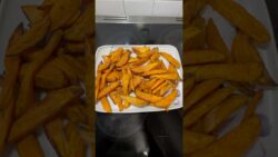 Sweet potato chips/ quick recipe in Air Fryer #shorts