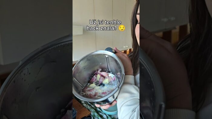 2 palice česneku oloupané za 1 minutu?😱🧄#Thermomix, kryt nožů, funkce škrabka a je za minutu hotovo🙌