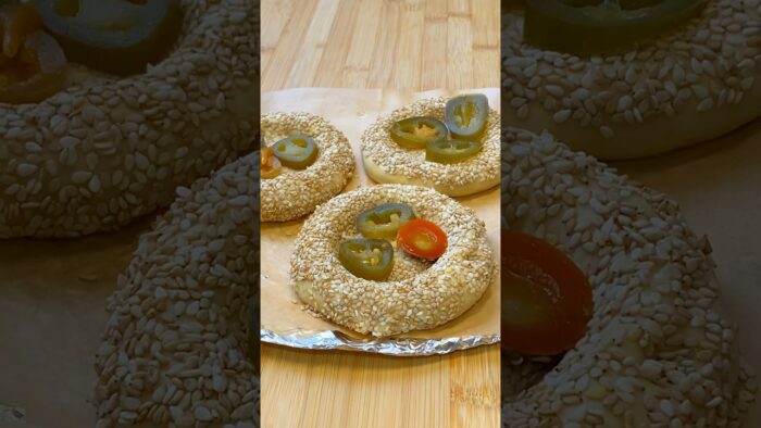 Air fryer cheese ￼ jalapeño bun recipe 🥪 🤤 #airfryer #pizzainairfryer #shorts