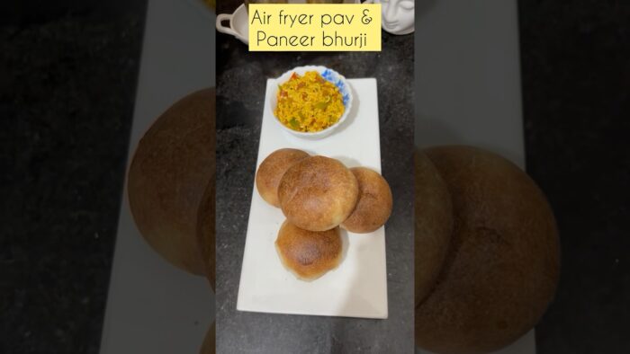 Air fryer pav recipe!! Paneer bhurji recipe!! #shortvideo #youtubeshorts