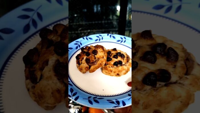 Chocolate Chip Cookie Recipe in Philips Air fryer  @Philips  @hersheys @weikfield7618