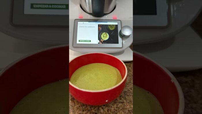 Crema de calabacita.  Preparada en #thermomix #thermoniquex