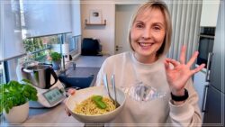 🌱 Das leckerste selbstgemachte Basilikum – Cashew – Pesto aus dem Thermomix®