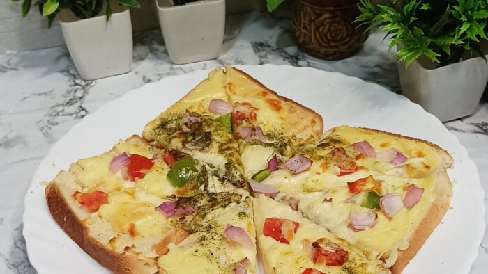 Pizza de pan en una freidora de aire