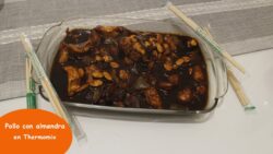 Pollo con almendra en Thermomix. 😋😋😋🥢🥢