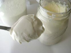 Cómo hacer crema agria en casa paso a paso
