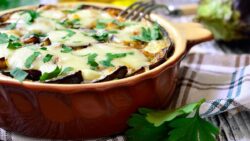 Musaka, receta original típica de Grecia