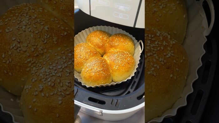 ￼ hamburger bun recipe in air fryer || make burgers 🍔 bun in 2 minutes 😳 #hamburger #shorts