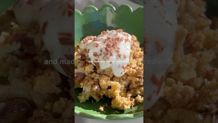 20-minute air fryer banana crumble – recipe via my website #airfryer #airfryerrecipes #banana