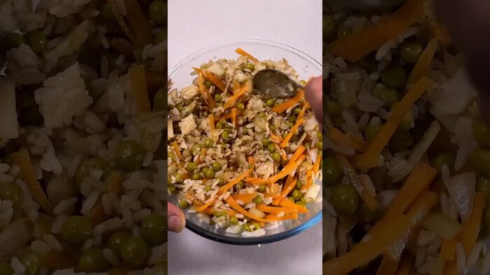 Air Fryer Chicken Fried Rice🍗🥢 #friedrice #fakeaway #chinesefood #easyrecipe #airfryer #shorts
