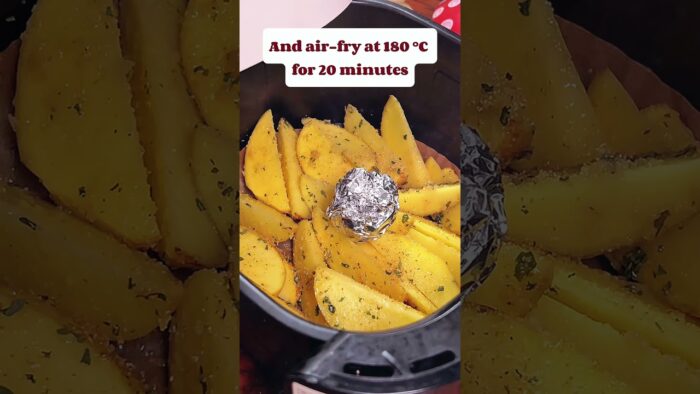Air-Fryer Garlic Potato Wedges: Kid-Approved Crunch!